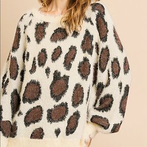 NWT Umgee Animal Print Fuzzy Sweater
